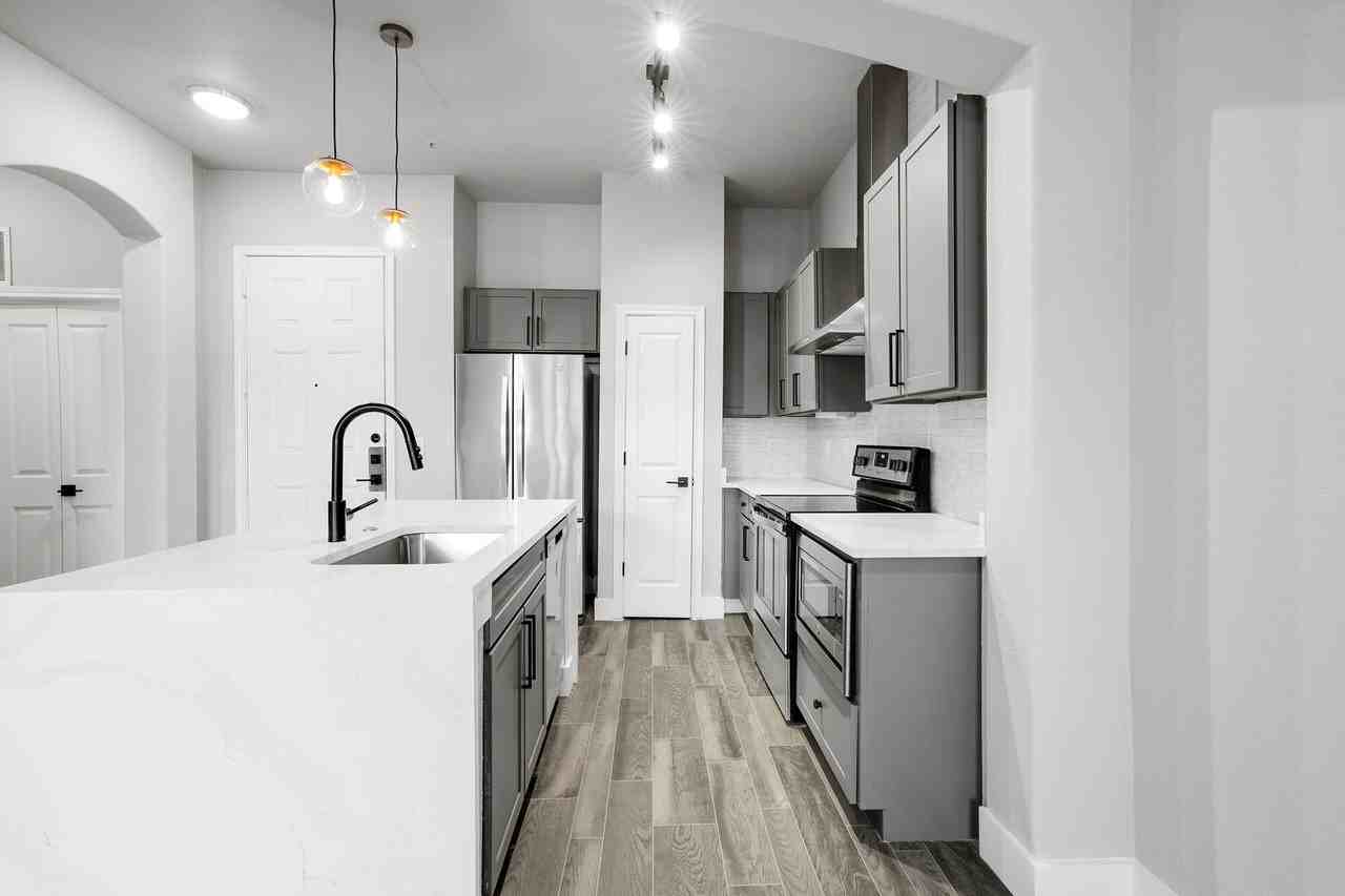 309 Jackson Hill St #TF1 - Photo 2 of 10