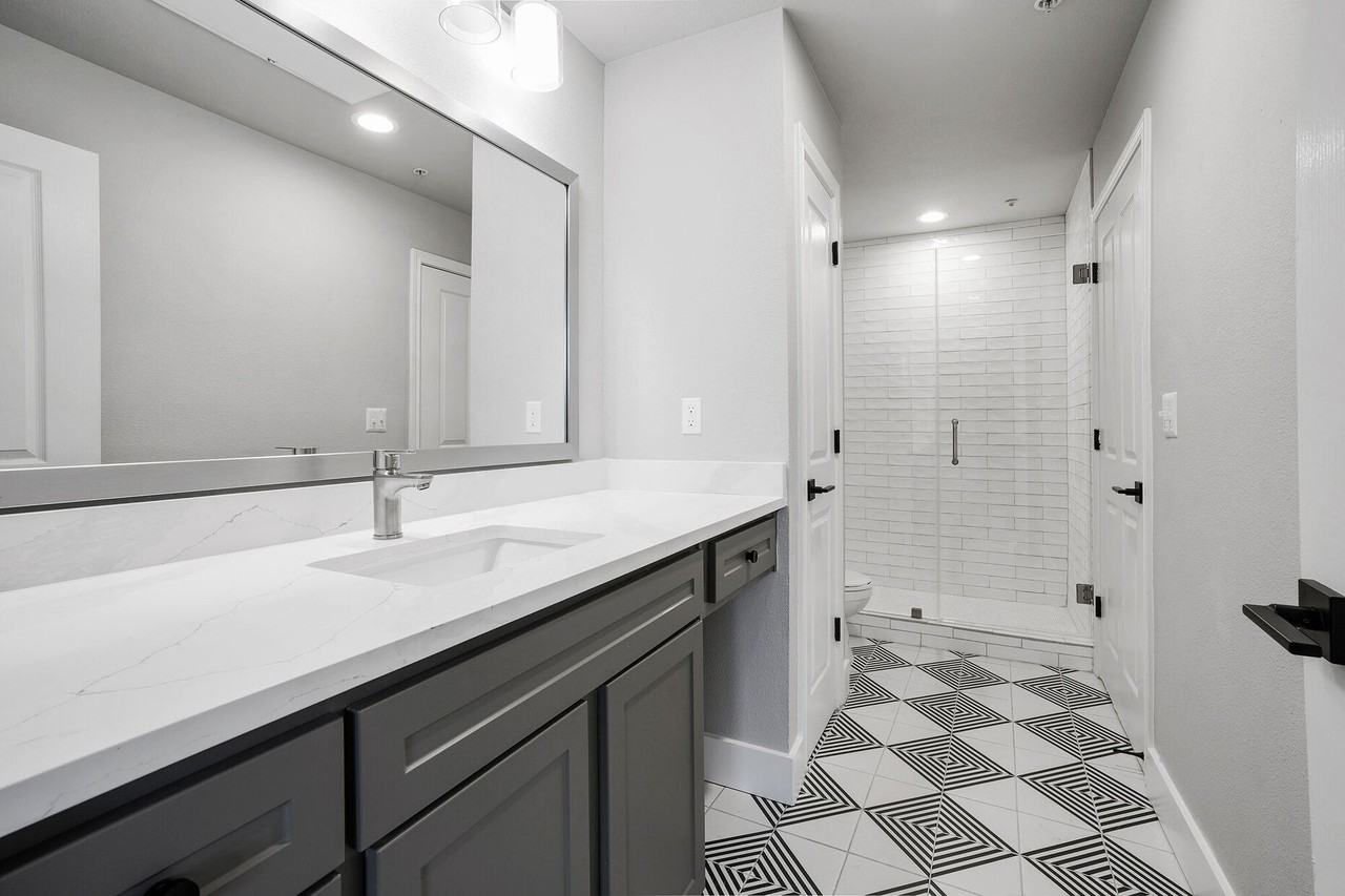 309 Jackson Hill St #TF1 - Photo 6 of 10