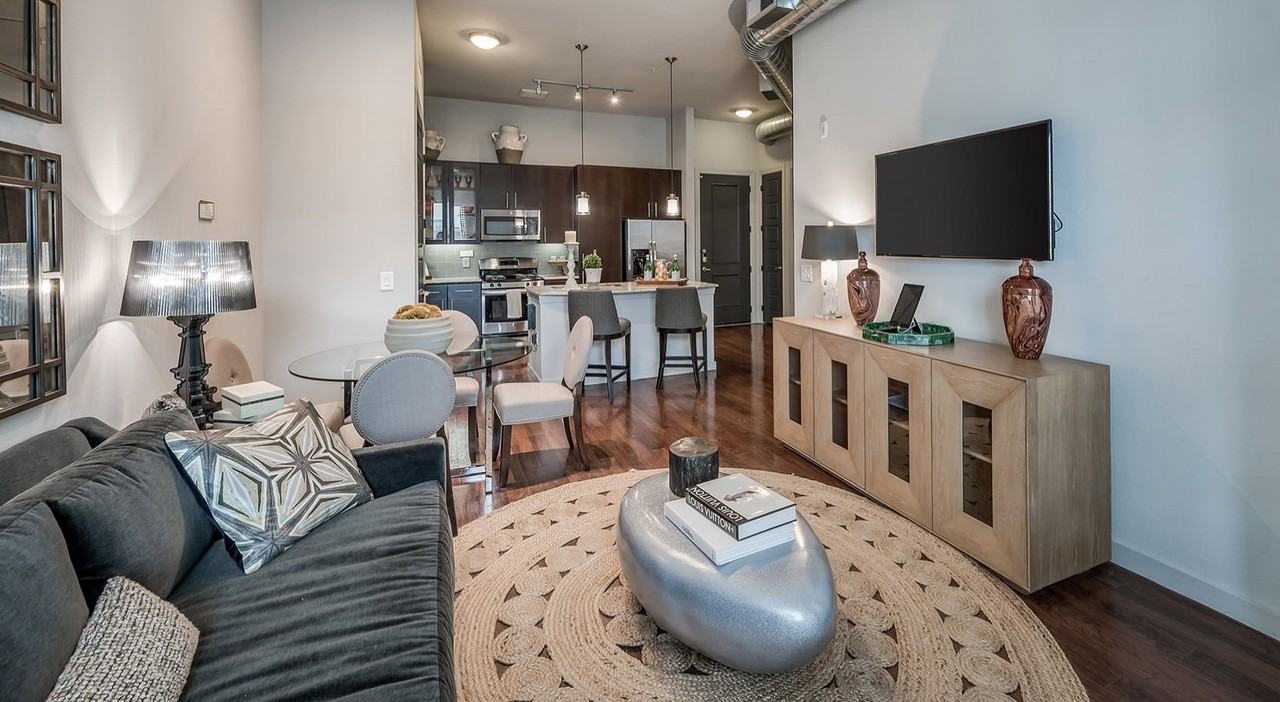 10200 Six Pines Dr - Photo 4 of 11