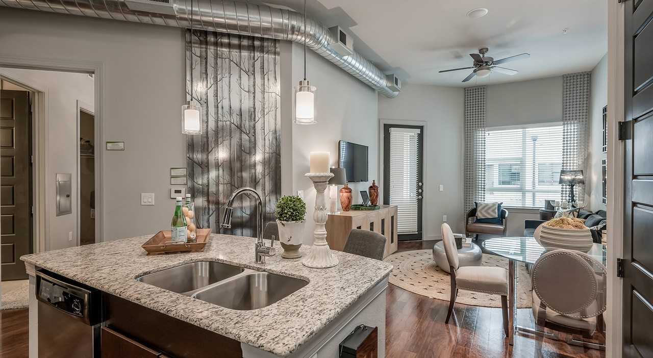 10200 Six Pines Dr - Photo 3 of 11