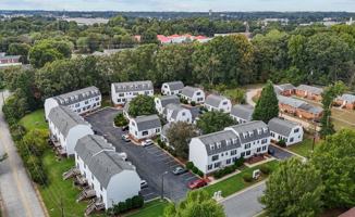 featured image of 1024 Fir Pl ##G