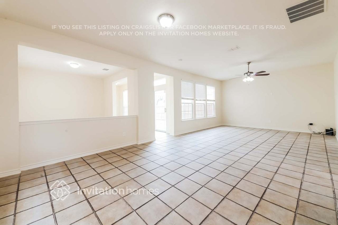 6928 Wind Row Dr - Photo 6 of 18