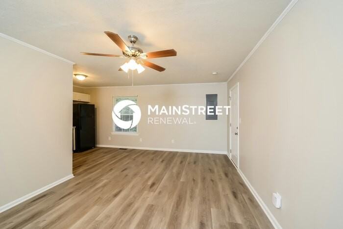 4900 Rumley Cir - Photo 3 of 16