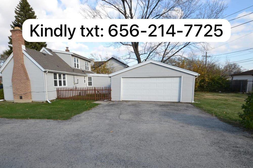 5722 W 82nd Pl #NA - Photo 2 of 7