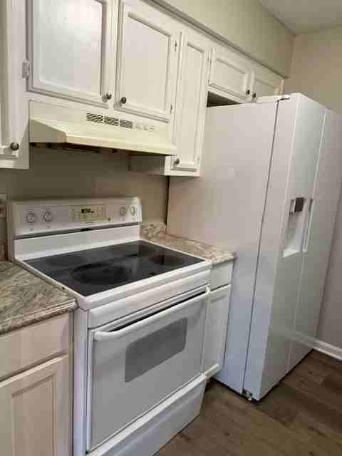 16025 Norwick Ave #NA - Photo 7 of 9