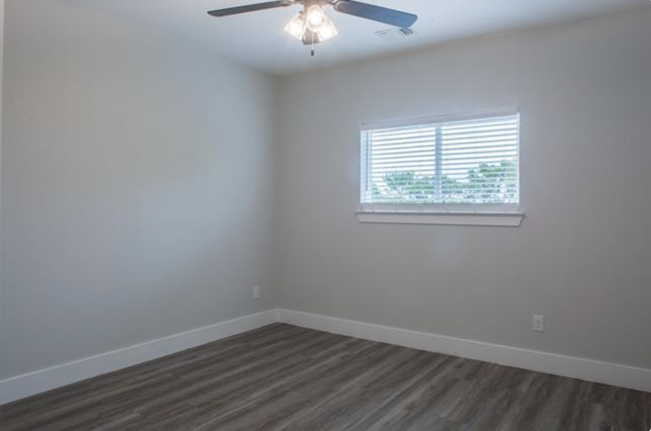 523 N Preston Ave #523 - Photo 6 of 13