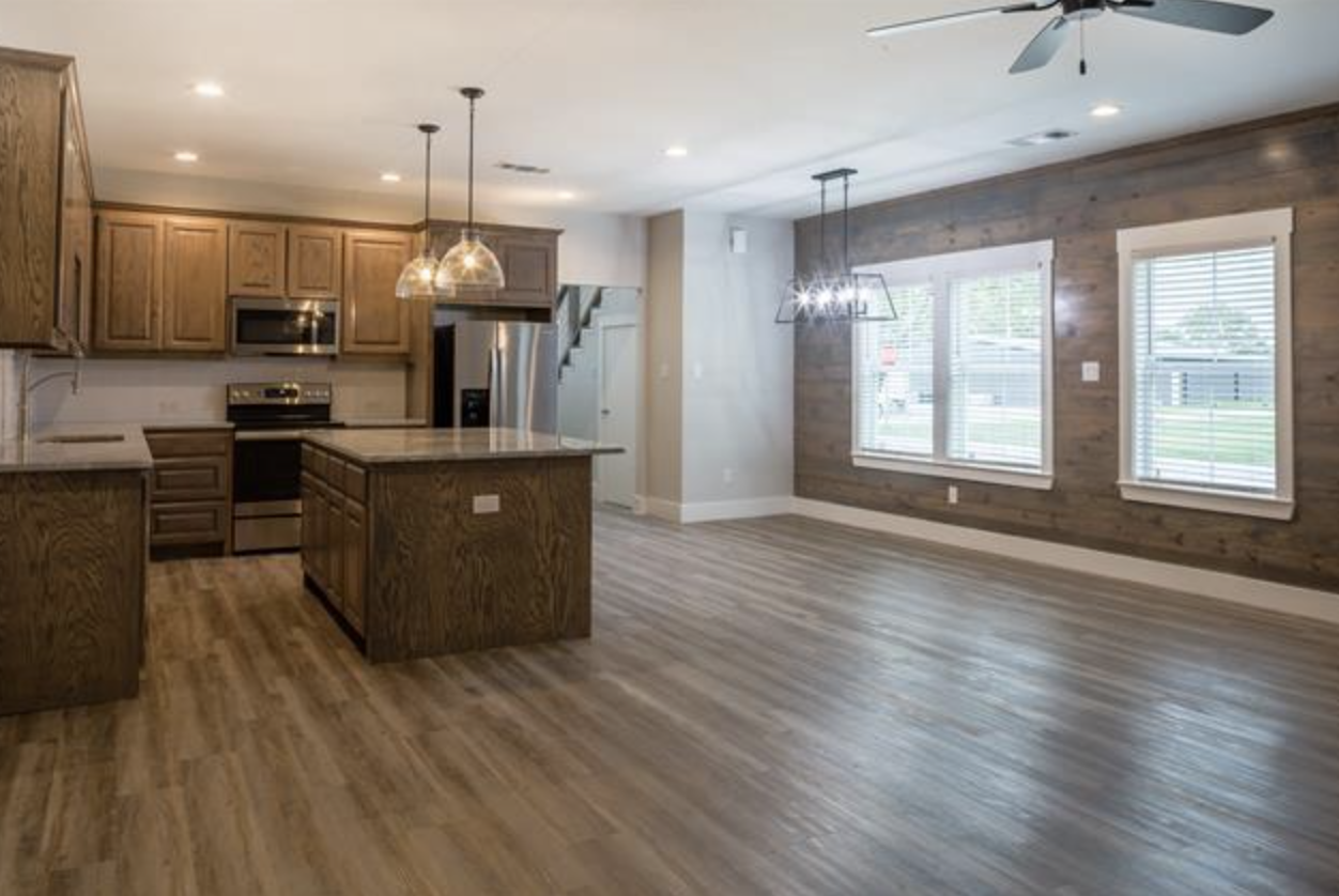 523 N Preston Ave #523 - Photo 3 of 13