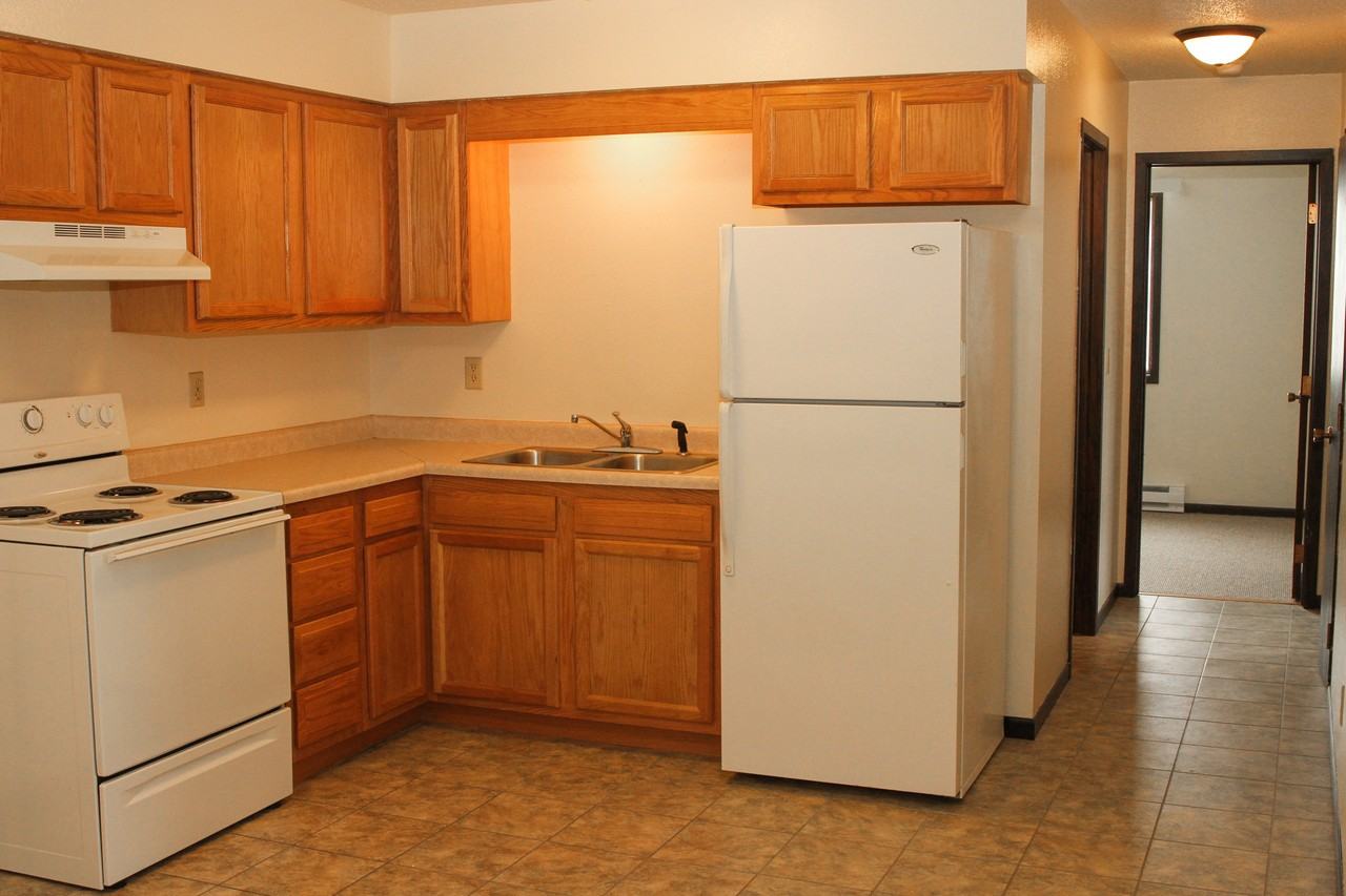 2010 Greenwood St E #102 - Photo 2 of 11