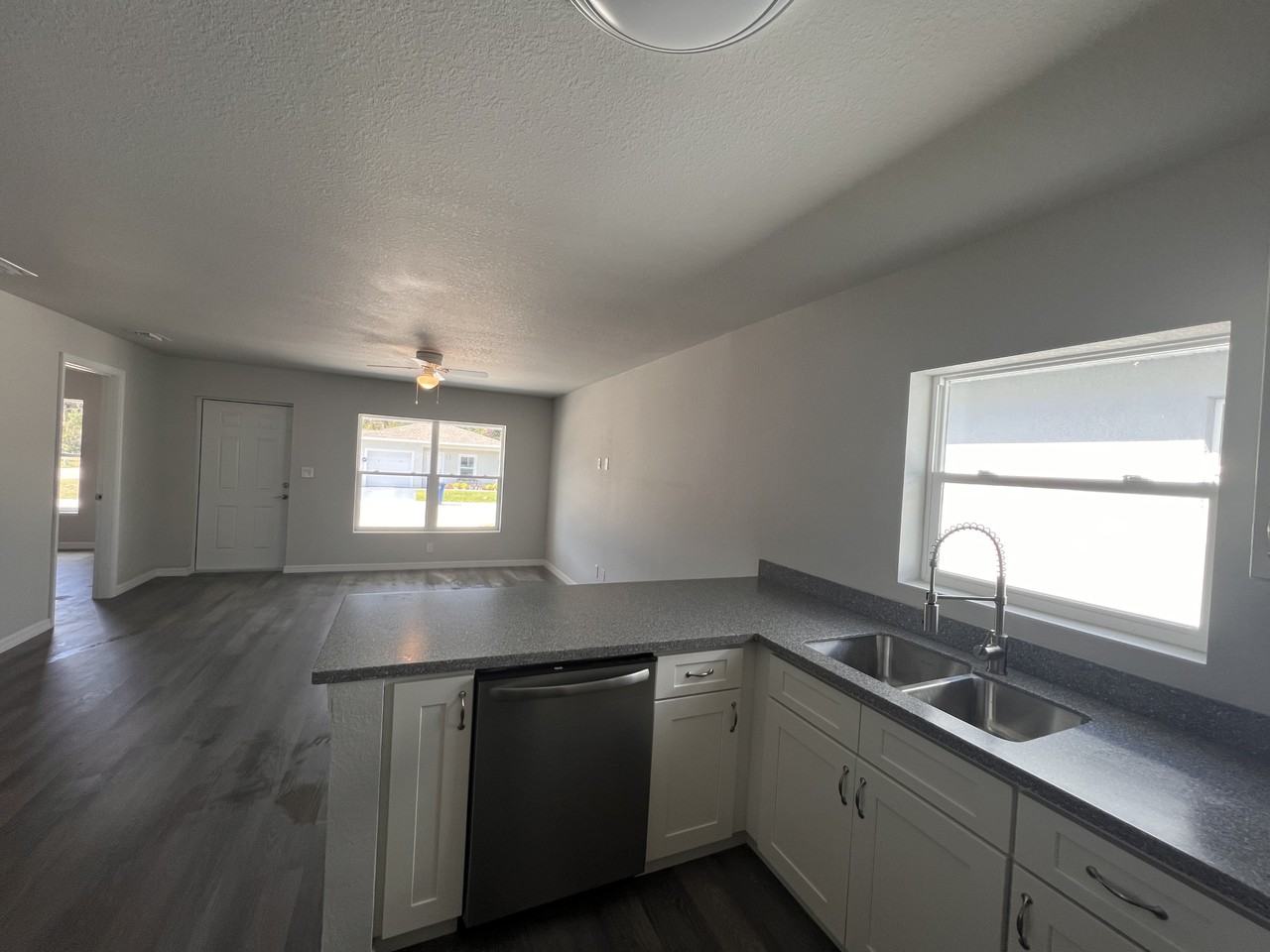 1470 Las Villas Blvd #NA - Photo 3 of 21