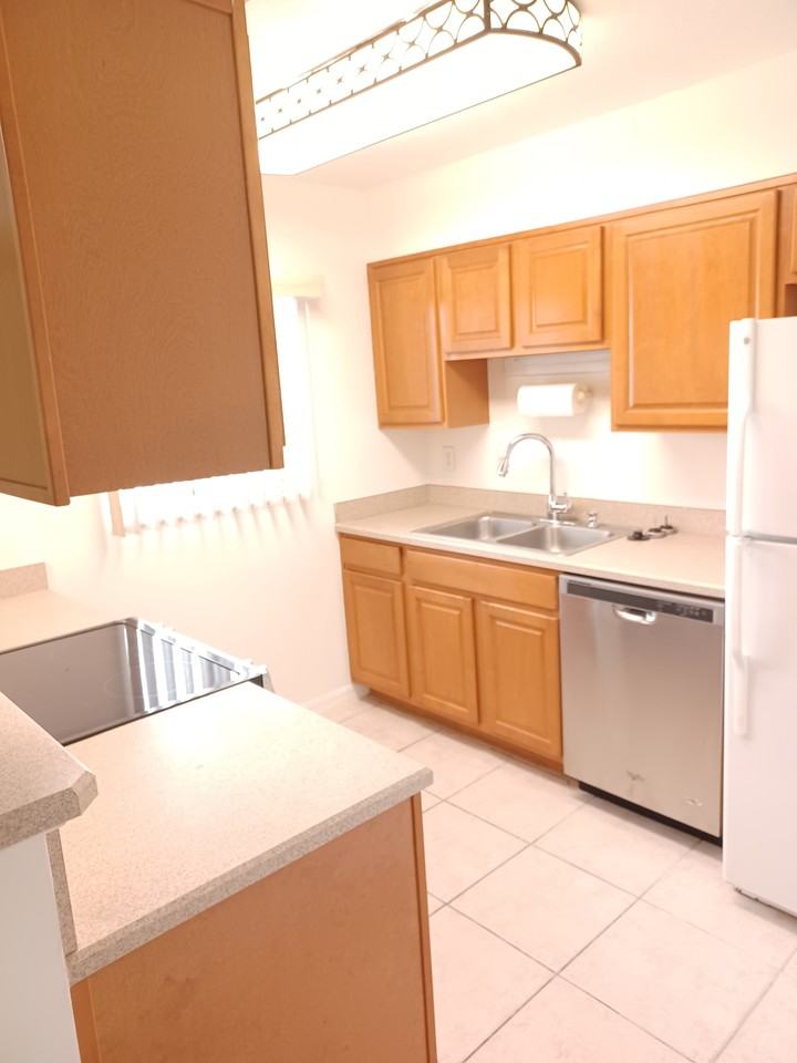 3114 Jimmy Buffett Memorial Highway #C - Photo 6 of 16