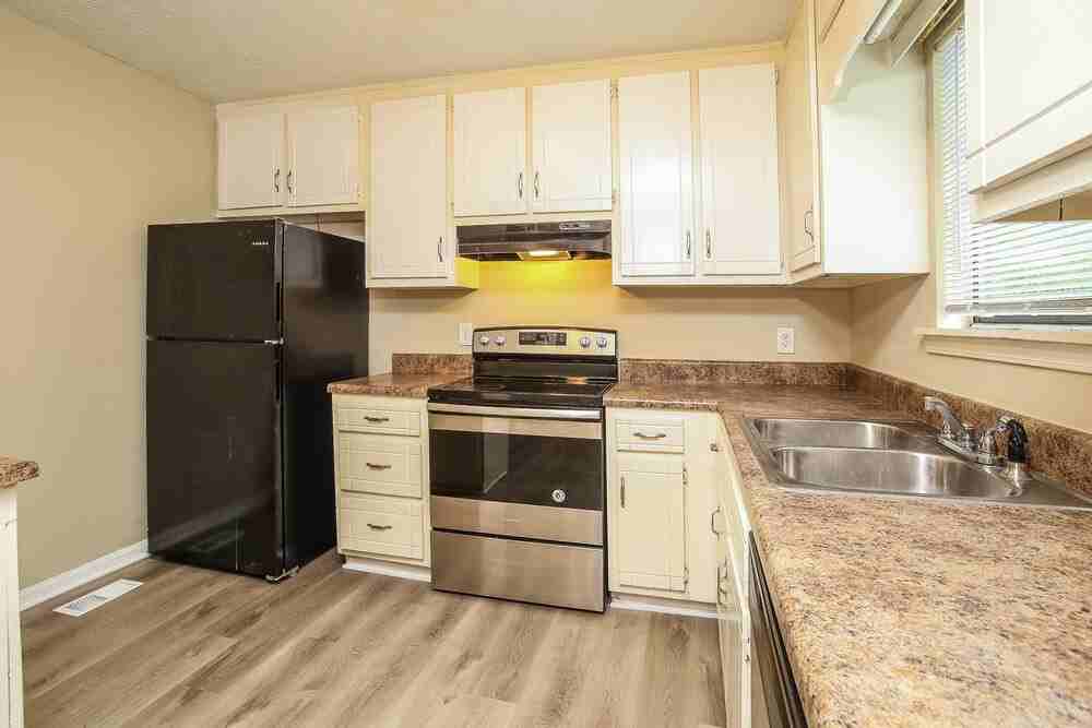 2597 Carol Cir - Photo 7 of 16