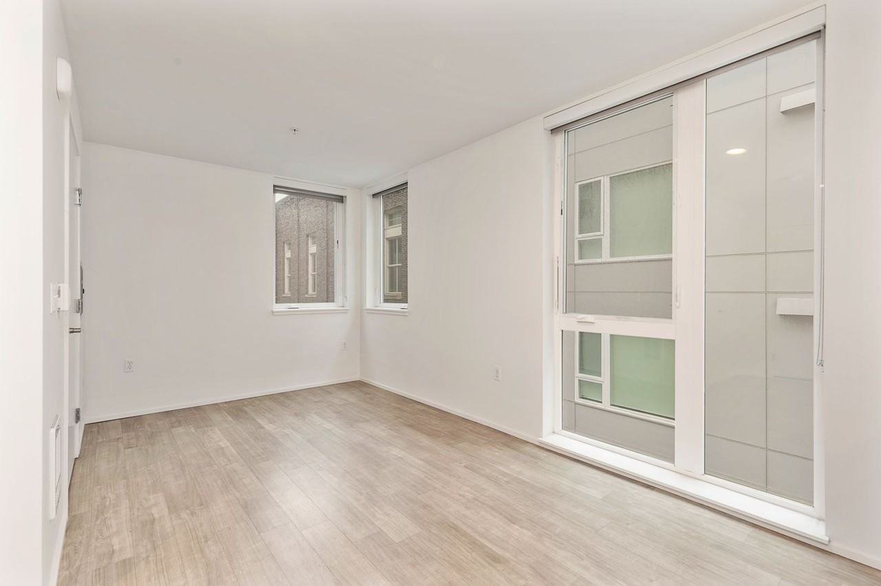 1404 Boylston - Photo 5 of 37