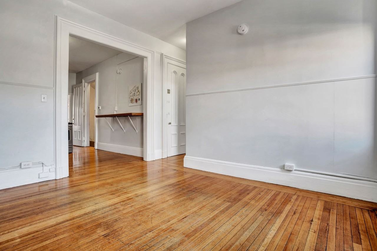 33-35 Howe Street - Photo 3 of 15