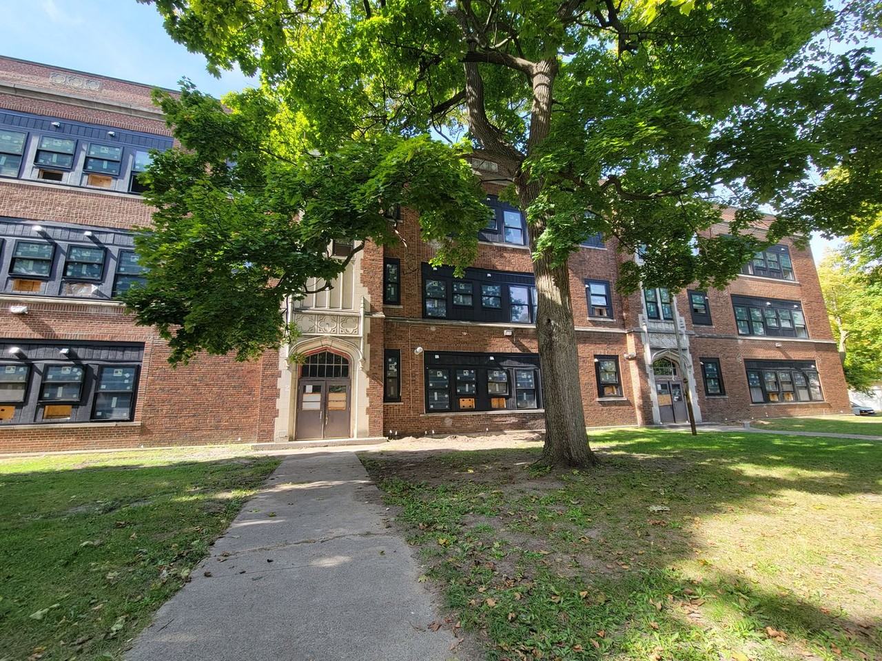 1030 S Holmes St #214 - Photo 6 of 7