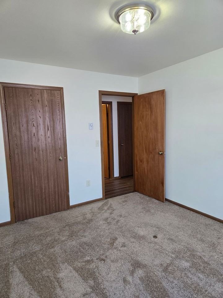 Fox Lake - Photo 5 of 22