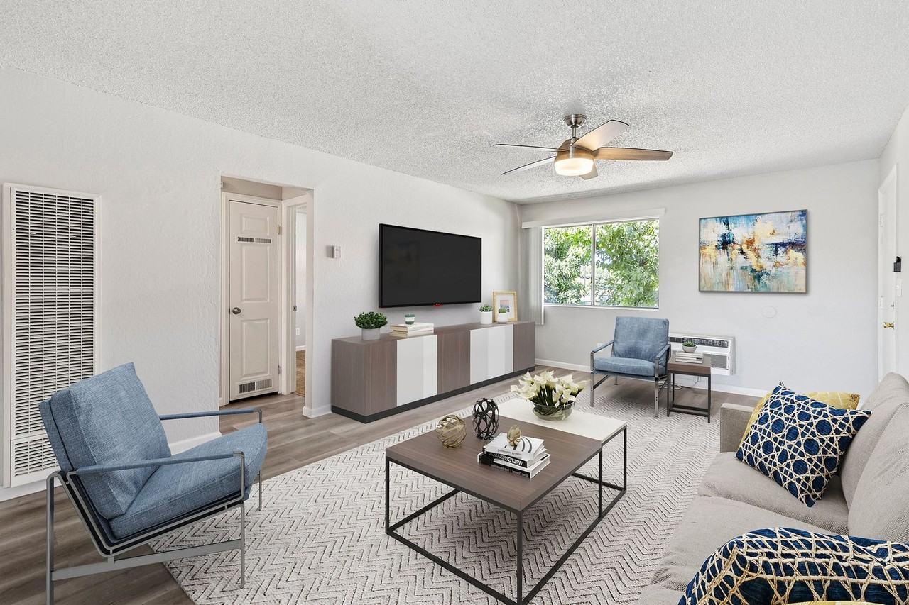 Buchanan Gardens - Photo 3 of 23