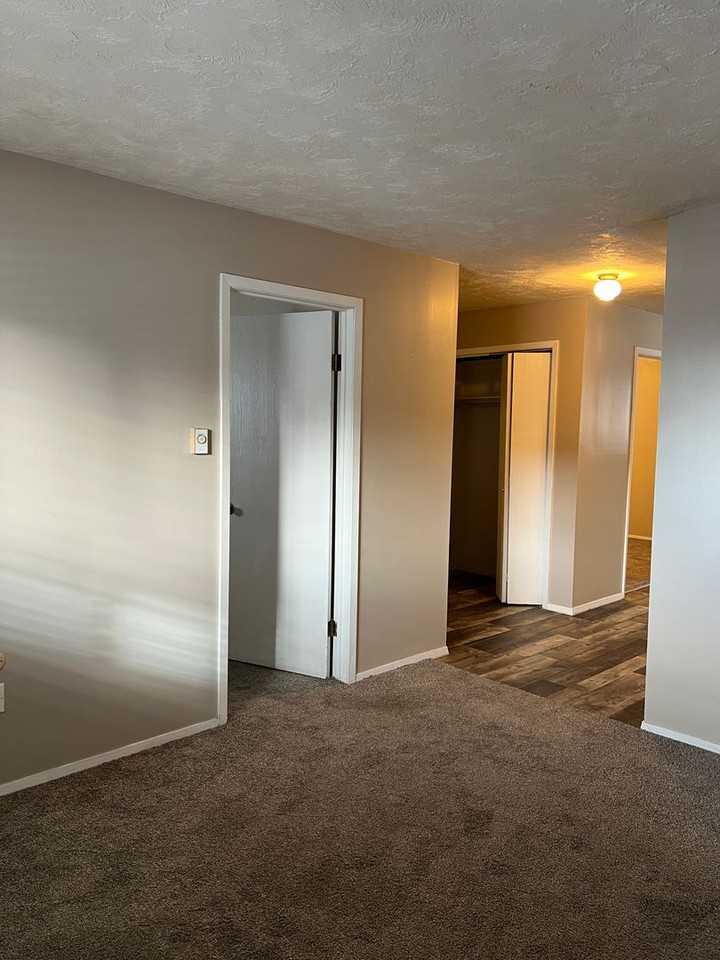 255 E Main St - Photo 3 of 17