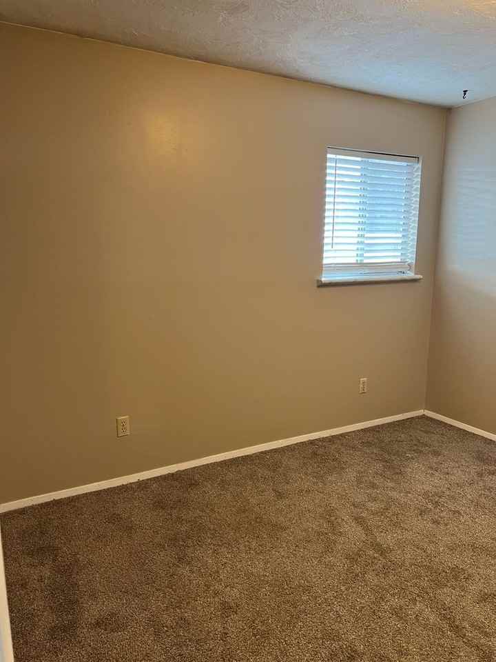 255 E Main St - Photo 5 of 17