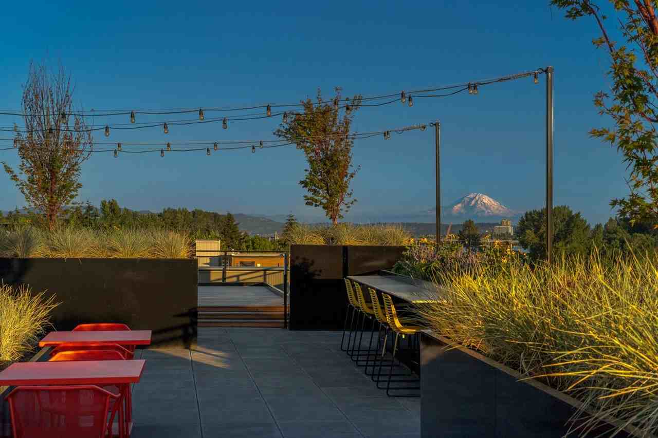 Spur Apartments - Photo 5 of 32