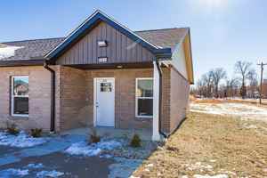 featured image of 1900 Ellas Drive #4