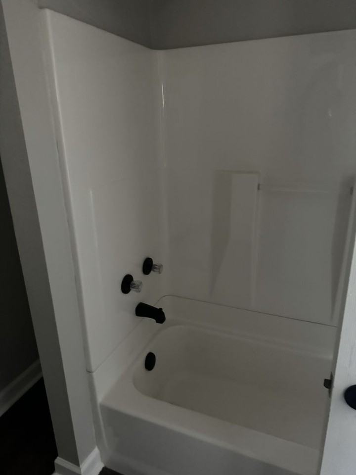 1802 Jackson Ave W #68 - Photo 6 of 10