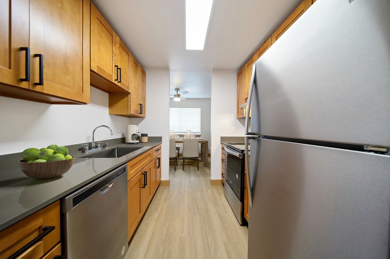 Nantucket Garden - Photo 7 of 16