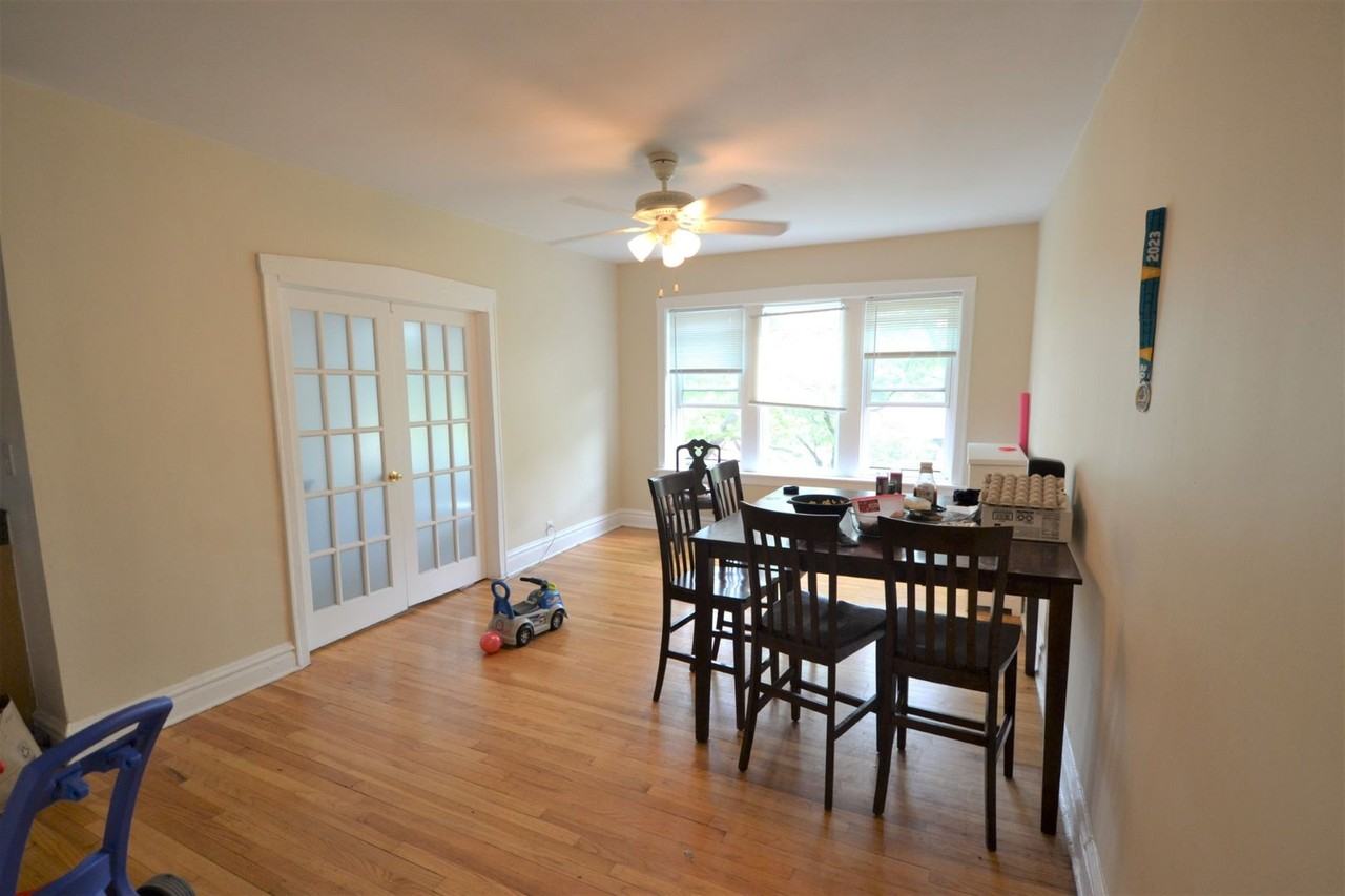 5002 N Springfield Ave - Photo 5 of 14