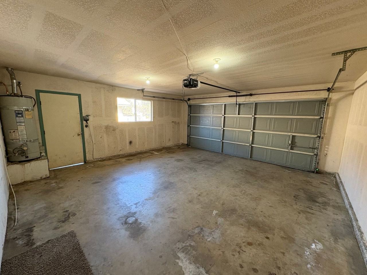 420 Benjamin Ct - Photo 2 of 30