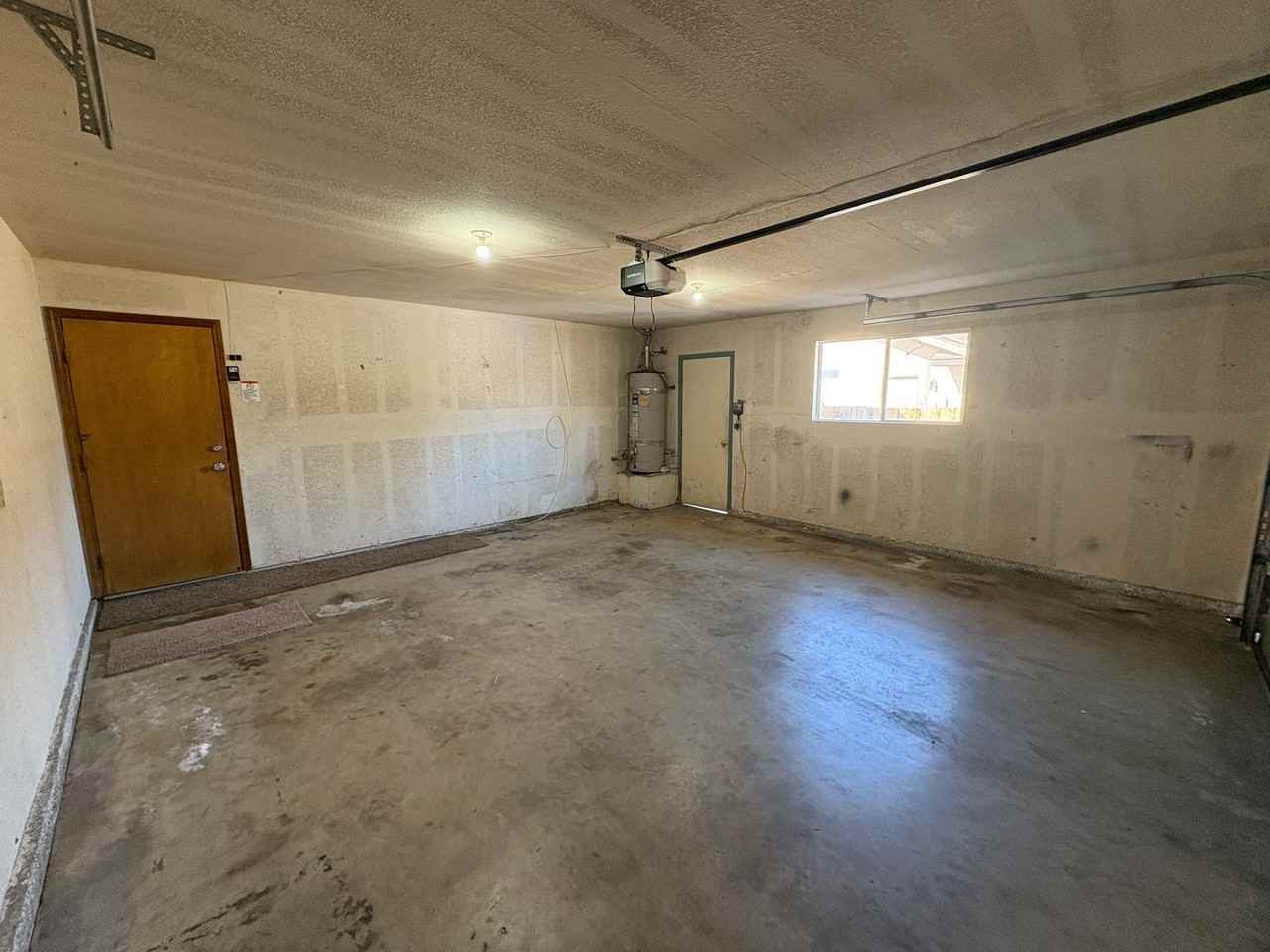 420 Benjamin Ct - Photo 3 of 30