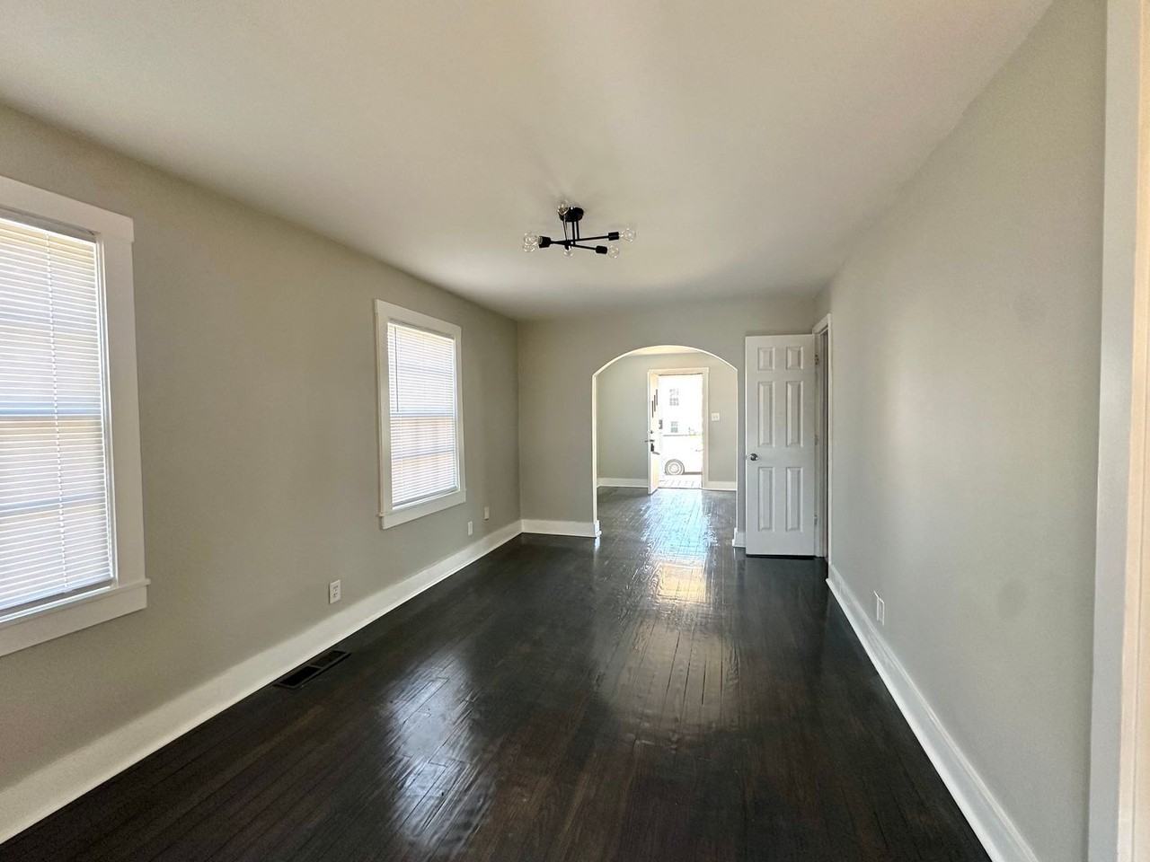 130 Orchard Dr - Photo 5 of 18