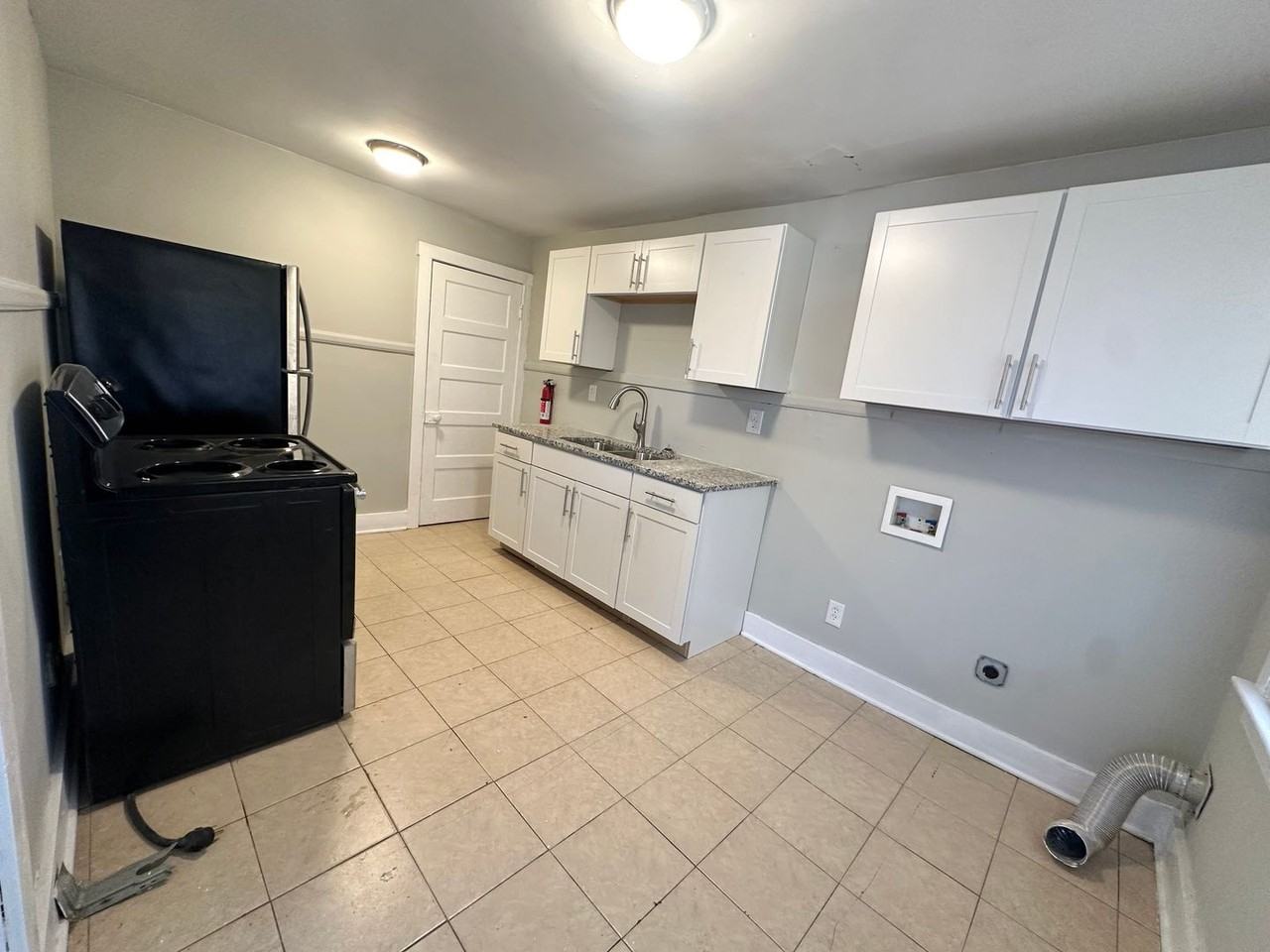 130 Orchard Dr - Photo 7 of 18
