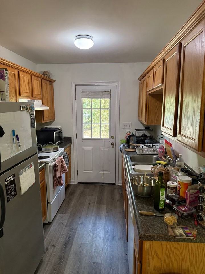 1673B S Milledge Ave - Photo 6 of 15