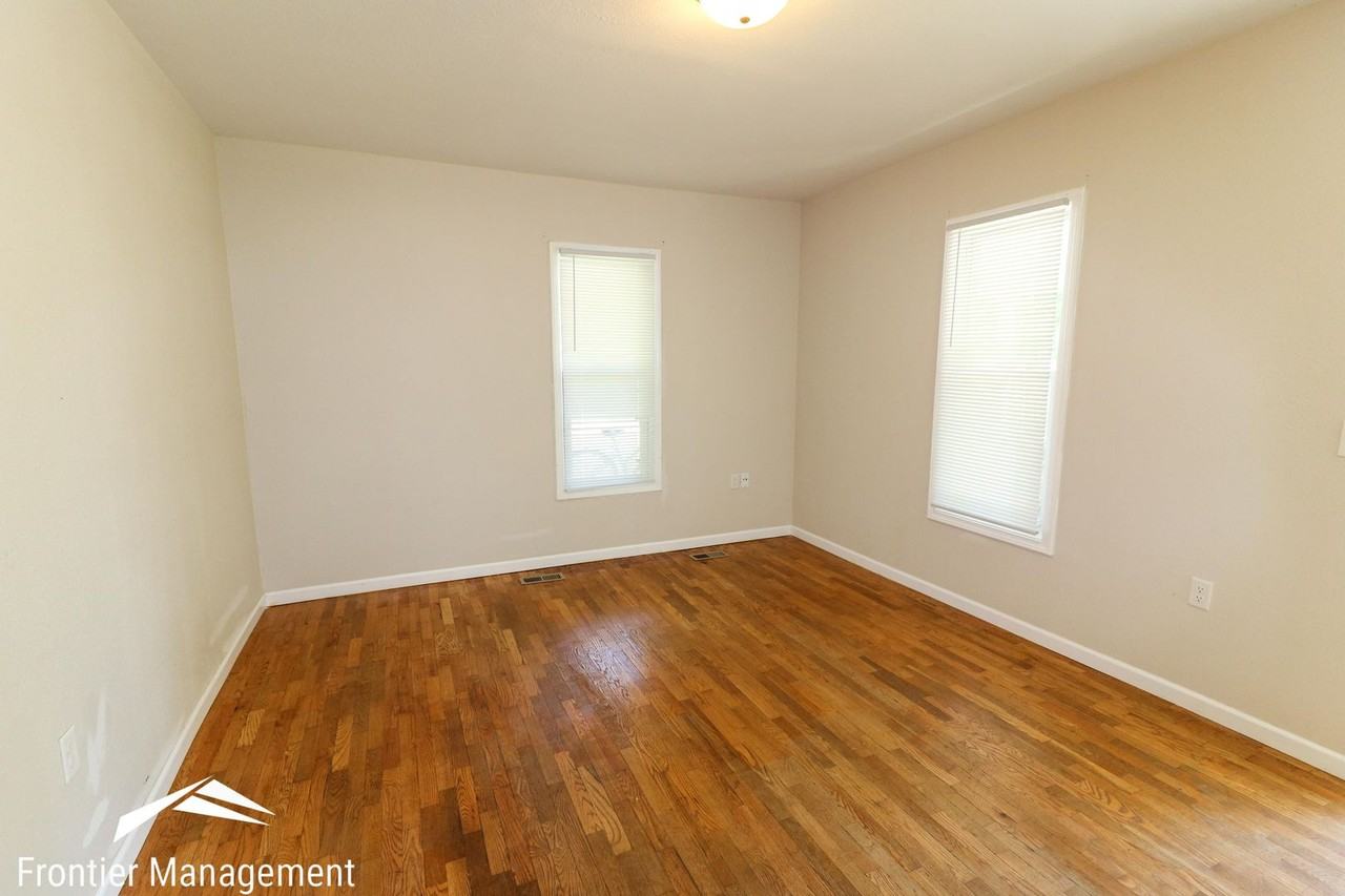 1001 Osage - Photo 3 of 19