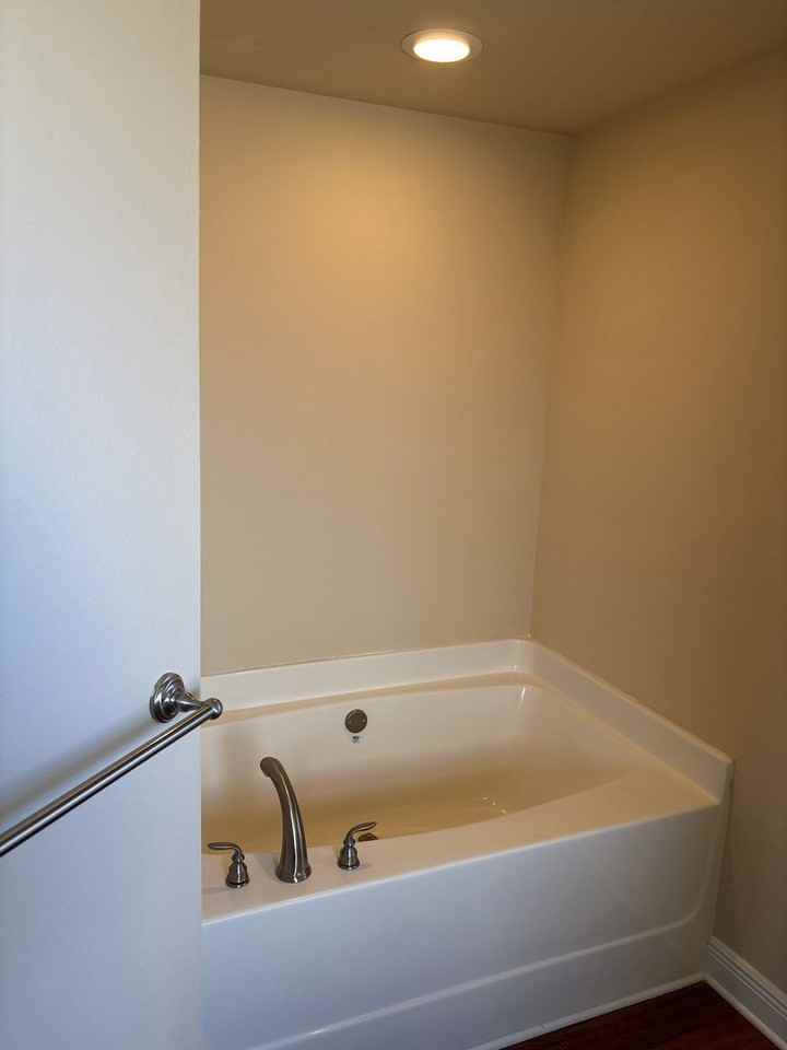 18128 Canal Junction Dr - Photo 6 of 16