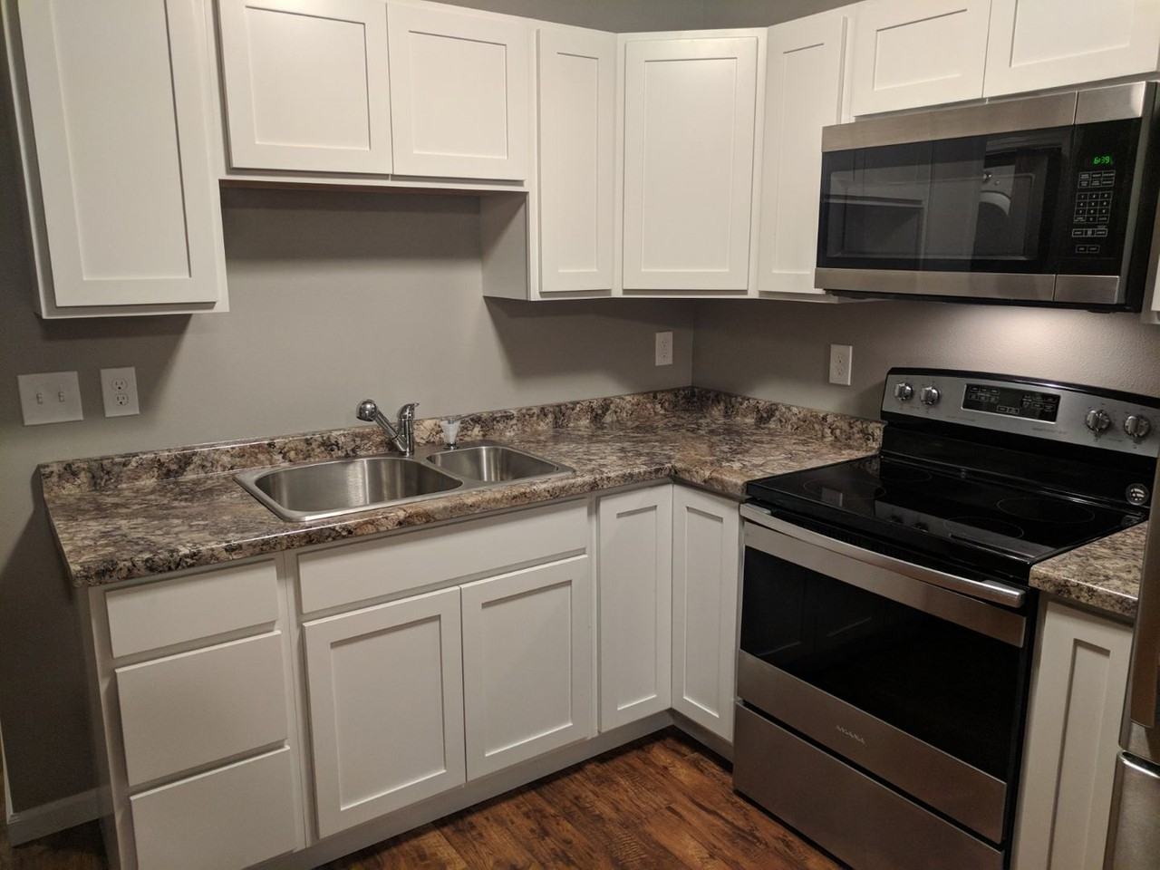 Rosewood Apartments - Photo 3 of 35