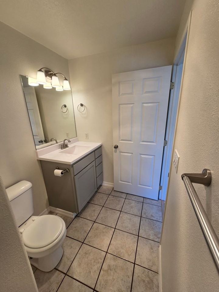 3286 Sycamore Way - Photo 4 of 14