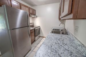 featured image of 607 Kenwood Ave