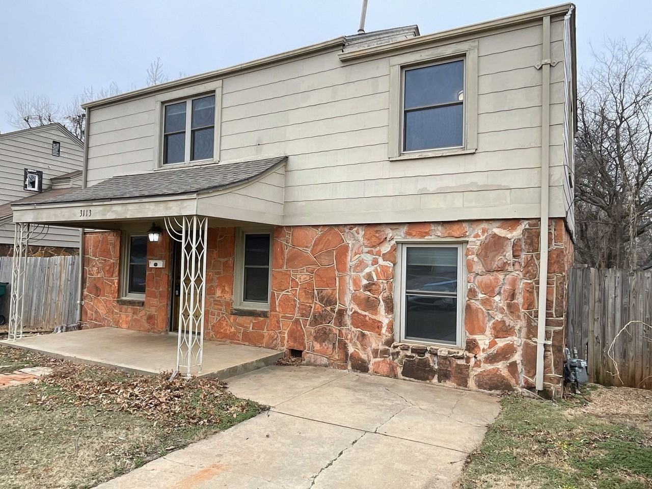 3113 N Virginia Ave - Photo 2 of 17