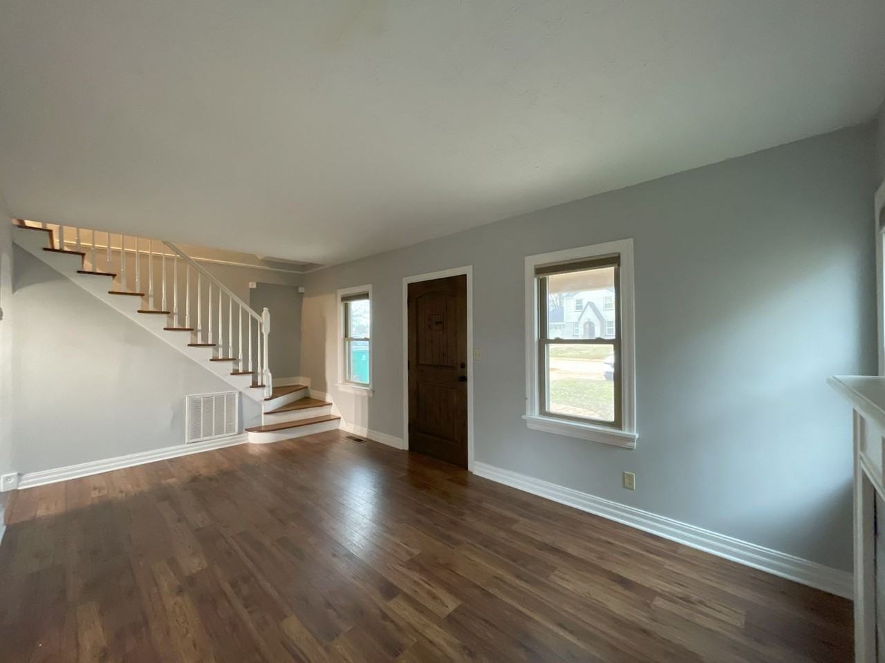 3113 N Virginia Ave - Photo 3 of 17