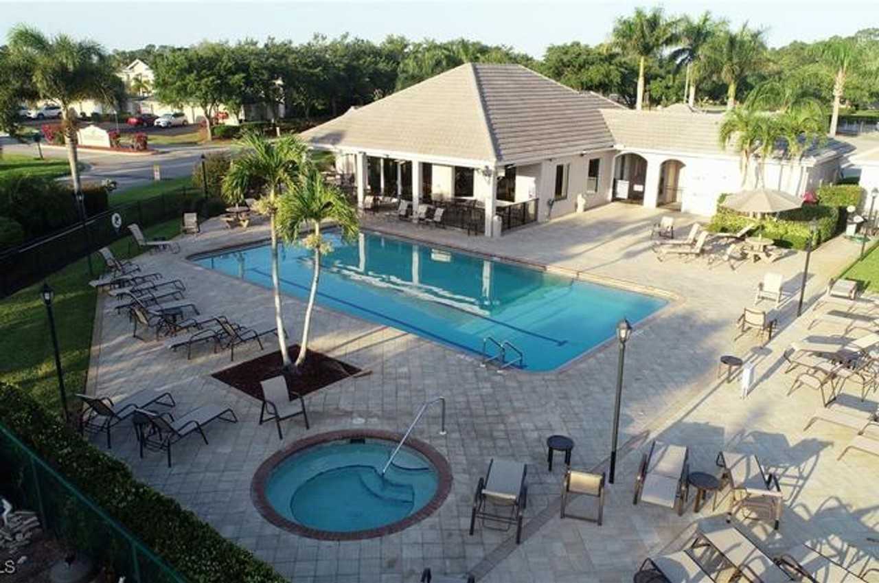 2286 Granby Dr - Photo 4 of 17