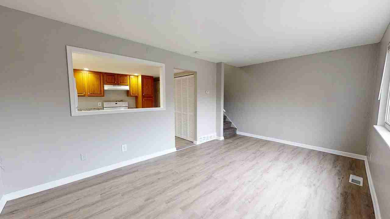 630 Abbe Rd S - Photo 3 of 50