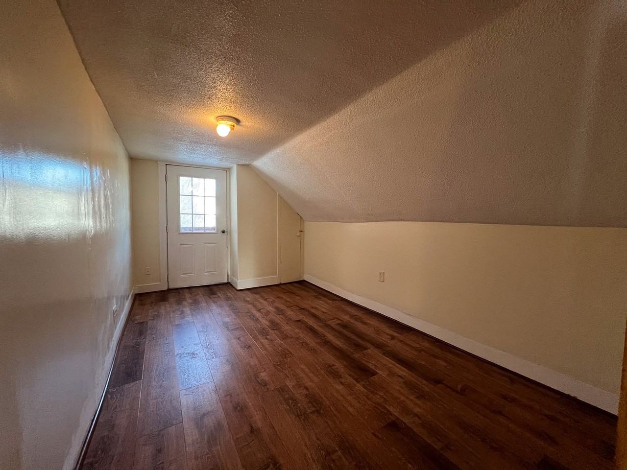 38 Washington St - Photo 2 of 13