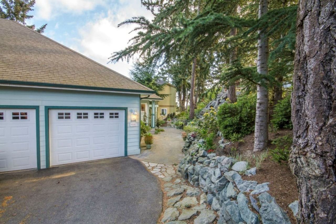 108 S 3rd St - Photo 2 of 31