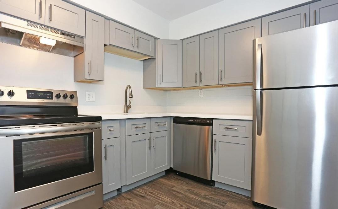 7002 E Hubbell St - Photo 5 of 10