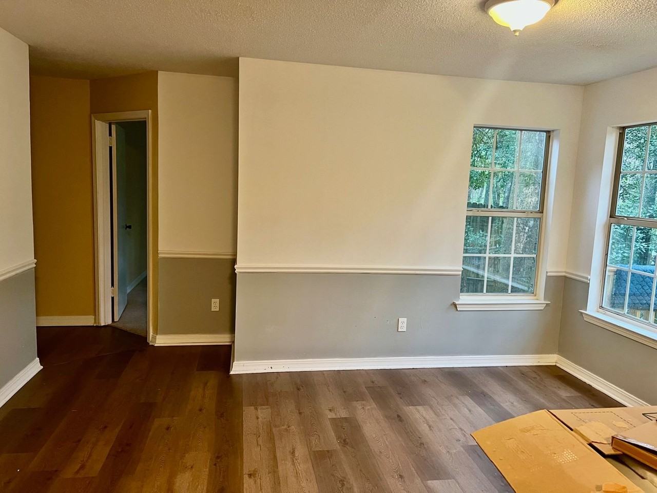 5325 Isabel Way S - Photo 3 of 10