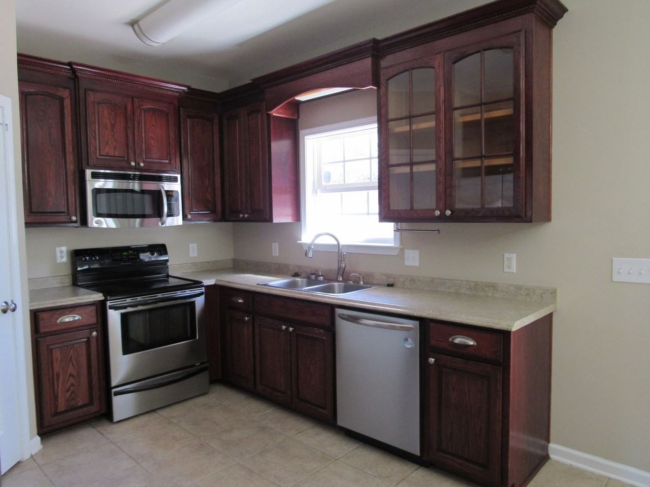 106 Clearview Dr - Photo 3 of 15
