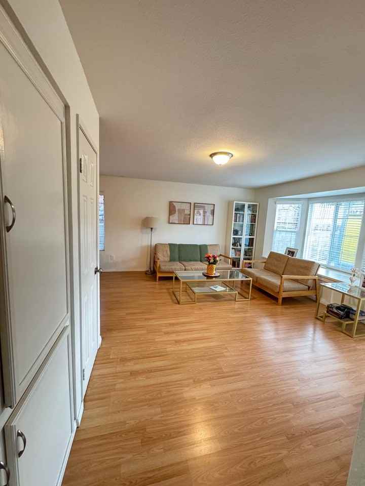 2331 Lanao Ln - Photo 3 of 17