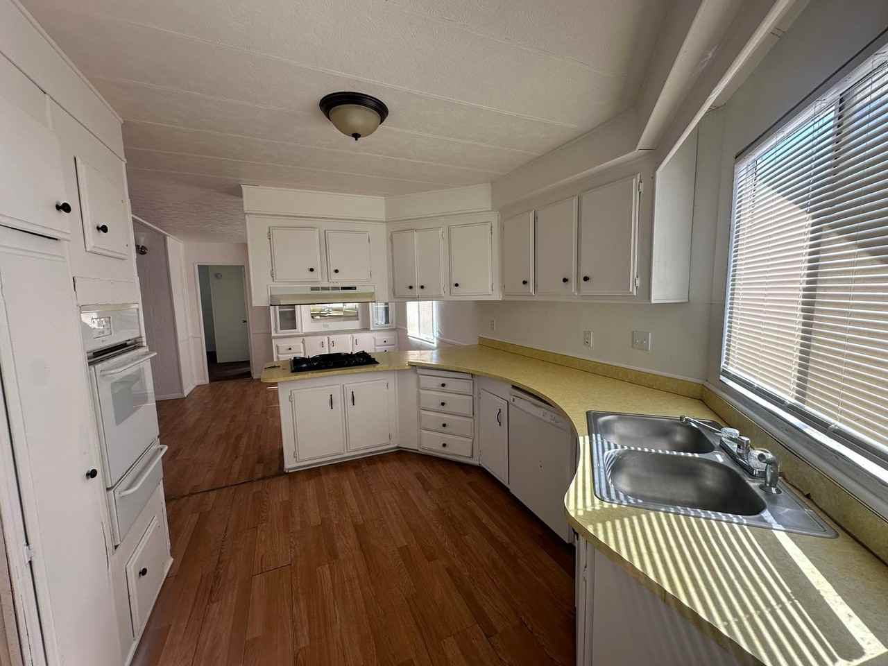 1566 W Dolphin Ave - Photo 2 of 17