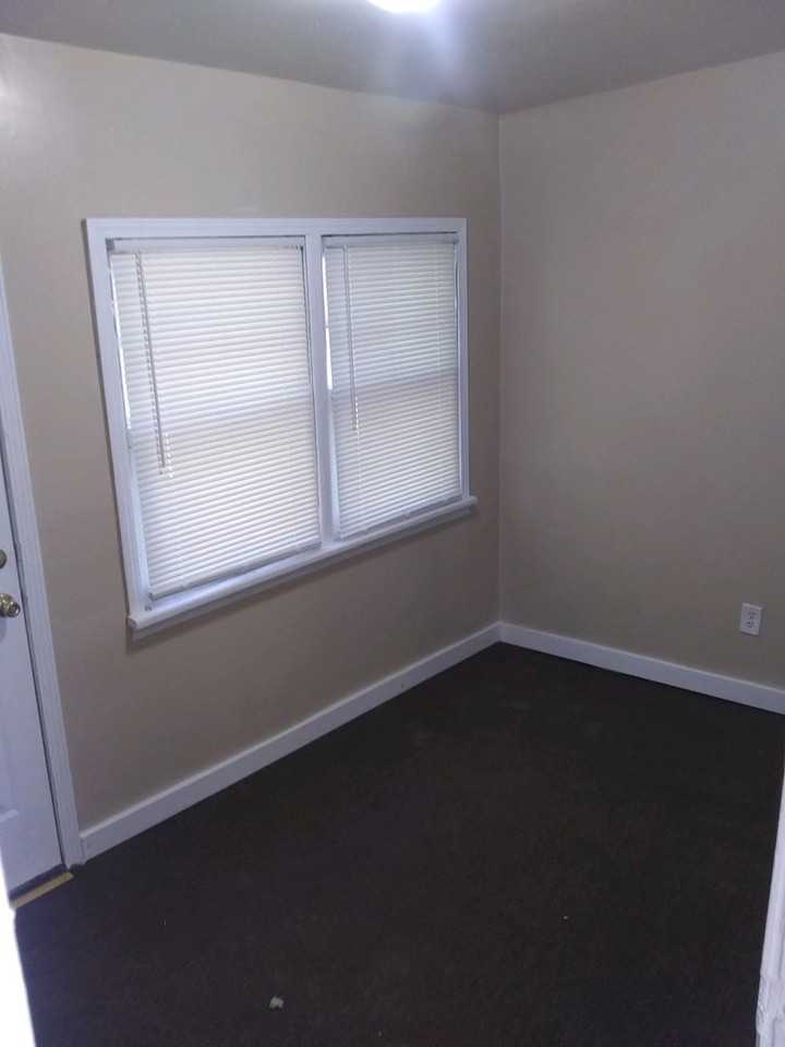 3820 Indiana Ave - Photo 5 of 7