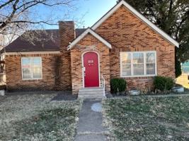 featured image of 515 W Main St